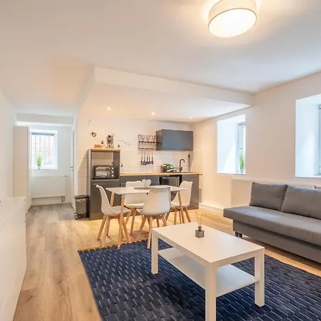 Apartment Stilvolle In Bester Lage